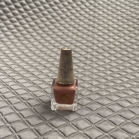 DONATED. Beauty Bundle - Picture 5 of 5